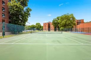 75-05 210, Oakland Gardens, NY 11364 - Photo 6