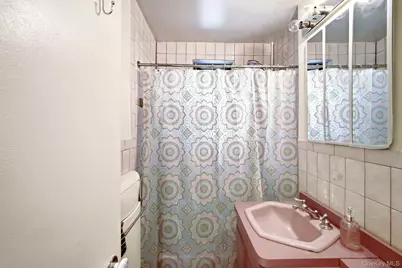 75-05 210 #2P, Oakland Gardens, NY 11364 - Photo 8