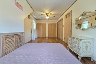 248-41 Thebes Ave, Little Neck, NY 11362 - Photo 16