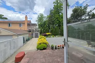 248-41 Thebes Ave, Little Neck, NY 11362 - Photo 12