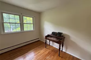11 Lynbrook Rd, Poughkeepsie, NY 12603 - Photo 24
