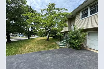 11 Lynbrook Road, Poughkeepsie, NY 12603 - Photo 2