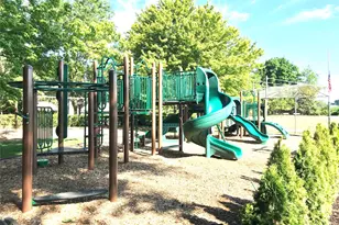 42-30 Douglaston Pkwy, Douglaston, NY 11363 - Photo 28