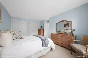 42-30 Douglaston Pkwy, Douglaston, NY 11363 - Photo 10