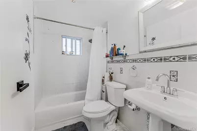 82 Riverdale Avenue, White Plains, NY 10607 - Photo 10
