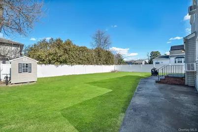 54 Cypress Avenue, Bethpage, NY 11714 - Photo 32