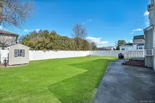 54 Cypress Ave, Bethpage, NY 11714 - Photo 32