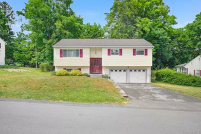 8 Ricky Lane, Poughkeepsie, NY 12601 - Photo 1