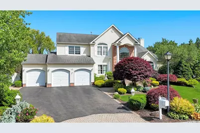25 Yellow Top Lane, Smithtown, NY 11787 - Photo 2