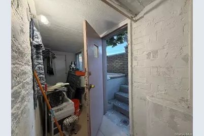 1656 Zerega Avenue, Bronx, NY 10462 - Photo 34