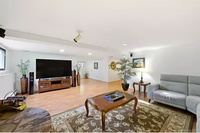 37 Windham Drive, South Huntington, NY 11746 - Photo 22