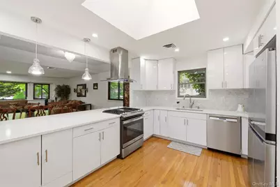 37 Windham Drive, South Huntington, NY 11746 - Photo 8