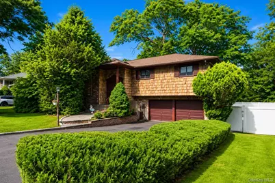 37 Windham Drive, South Huntington, NY 11746 - Photo 2