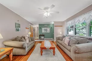 20 Loretta Ct, Coram, NY 11727 - Photo 18