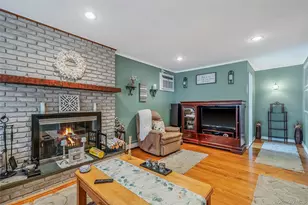20 Loretta Ct, Coram, NY 11727 - Photo 20