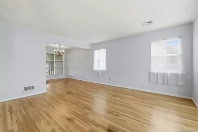 324 Coleridge Street, Levittown, NY 11756 - Photo 6