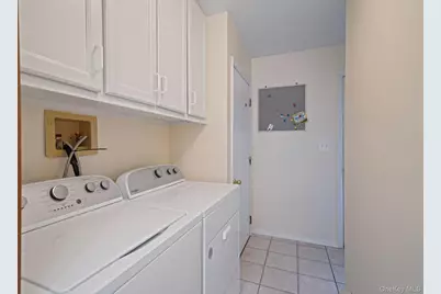 100 Donna Drive, Calverton, NY 11933 - Photo 28