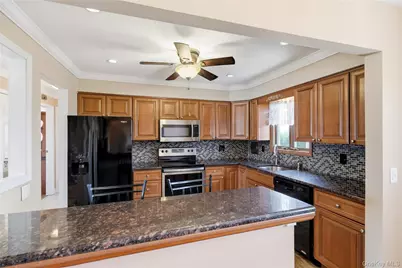 20 Elm Street, Massapequa, NY 11758 - Photo 24