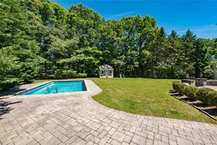 11 Annemarie Dr, Saint James, NY 11780 - Photo 38