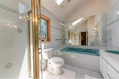 11 Annemarie Drive, Saint James, NY 11780 - Photo 26