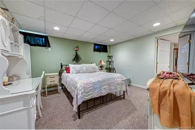 11 Annemarie Drive, Saint James, NY 11780 - Photo 34