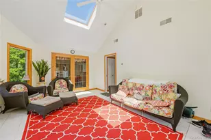 27 Van Tassel Ct, Highland Mills, NY 10930 - Photo 14