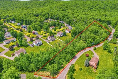 27 Van Tassel Court, Highland Mills, NY 10930 - Photo 2