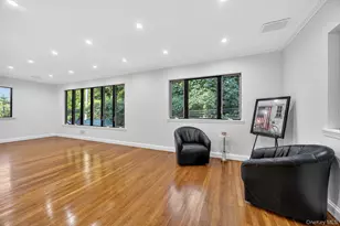 190 Sussex Dr, Manhasset, NY 11030 - Photo 12