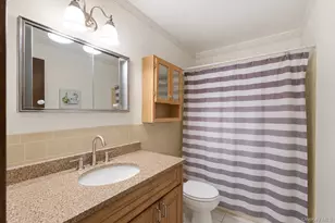 26 Valley St, Ronkonkoma, NY 11779 - Photo 4