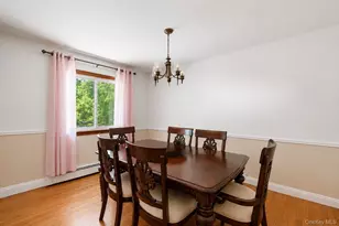 26 Valley St, Ronkonkoma, NY 11779 - Photo 10