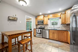 27 Silleck Blvd, Putnam Valley, NY 10579 - Photo 2