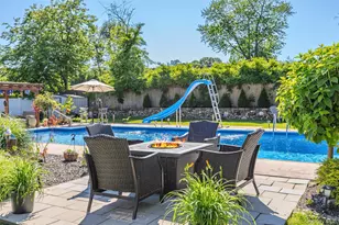 26 Harford Dr, Coram, NY 11727 - Photo 14