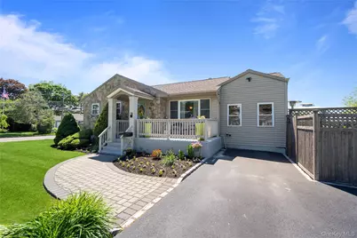 36 Lumur Drive, Sayville, NY 11782 - Photo 8