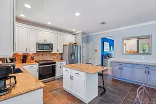 43 Sweetgum Ln, Miller Place, NY 11764 - Photo 20