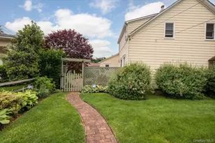 63 Cedar Rd, Westbury, NY 11590 - Photo 22