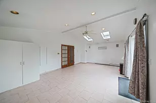 68 Myles Ave, Levittown, NY 11756 - Photo 28
