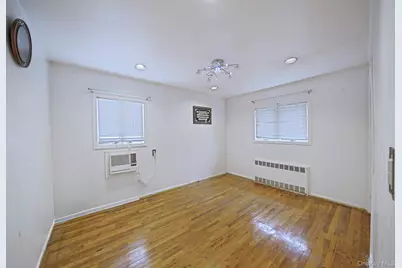 68 Myles Avenue, Levittown, NY 11756 - Photo 20
