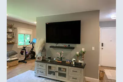 2449F Union Boulevard #12B, Islip, NY 11751 - Photo 6