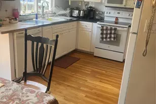79 Soloff Blvd, Inwood, NY 11096 - Photo 4