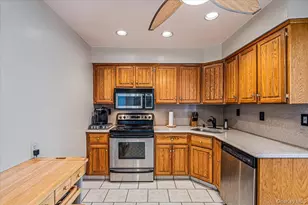 226 Margaret Dr, East Meadow, NY 11554 - Photo 10