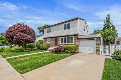 226 Margaret Drive, East Meadow, NY 11554 - Photo 2