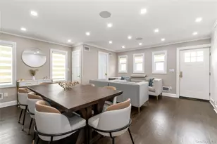 16-66 Seagirt Blvd, Far Rockaway, NY 11691 - Photo 4