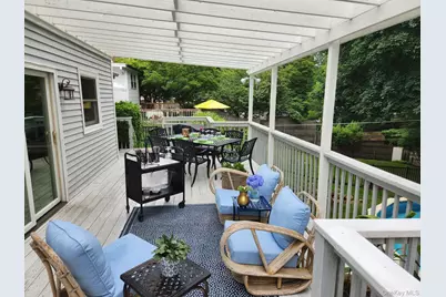 6 Cedar Avenue, Locust Valley, NY 11560 - Photo 24