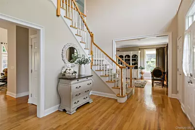 1938 Beekman Court, Yorktown Heights, NY 10598 - Photo 4