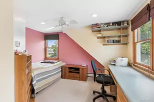 307 Hughes St, Bellmore, NY 11710 - Photo 16