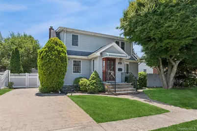 307 Hughes Street, Bellmore, NY 11710 - Photo 2
