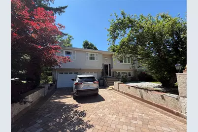 11 De Clark Place, Nanuet, NY 10954 - Photo 2
