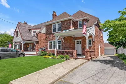 15 Hampton Road, Lynbrook, NY 11563 - Photo 22