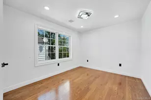 15 1st St, Elmont, NY 11003 - Photo 30