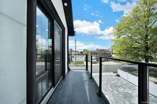 15 1st St, Elmont, NY 11003 - Photo 38